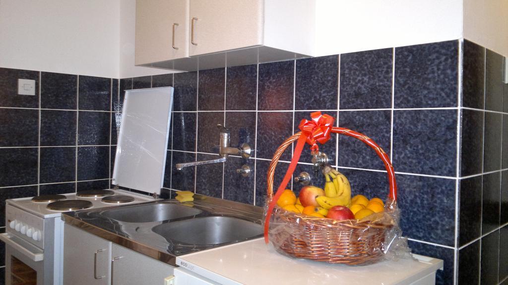 Apartments Holiday Budva Quarto foto