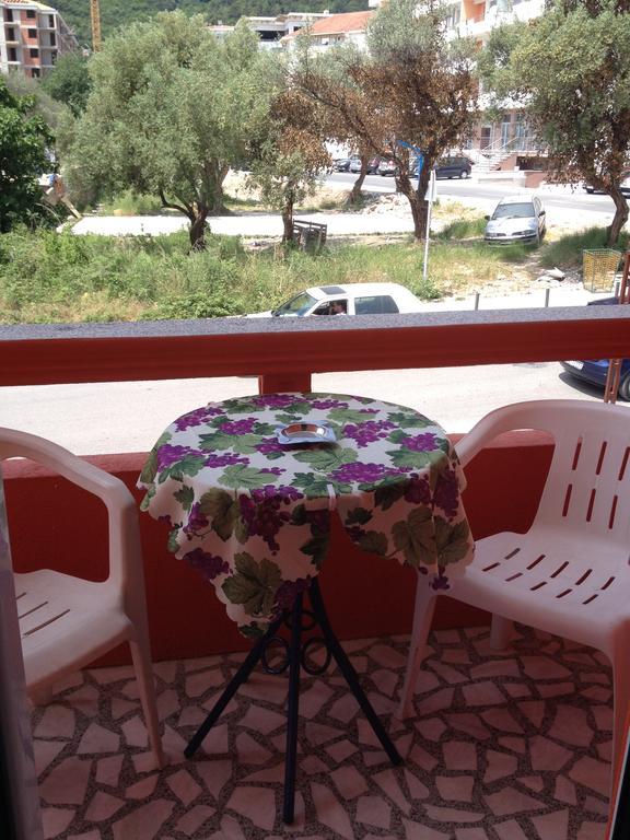 Apartments Holiday Budva Quarto foto