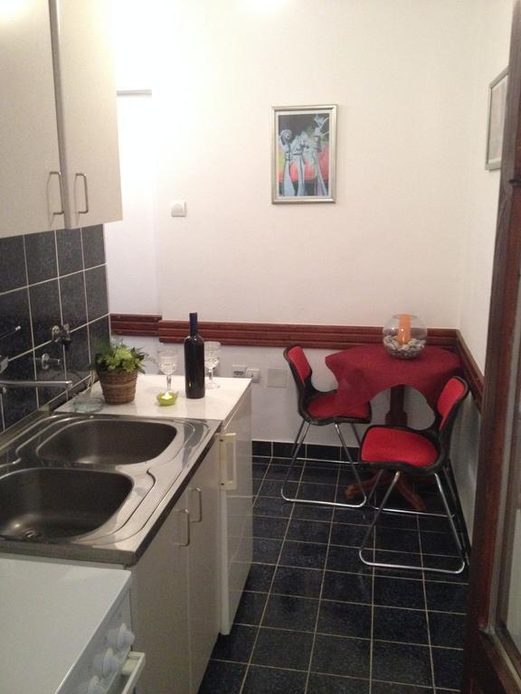 Apartments Holiday Budva Quarto foto